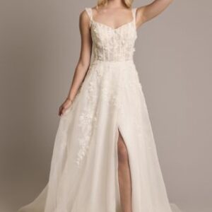 David’s Bridal A-Line Wedding ceremony Gown with 3D Floral Sweetheart Neckline